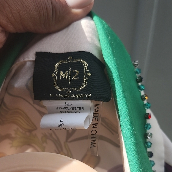 NWOT Green Beaded Blouse - Picture 7 of 12